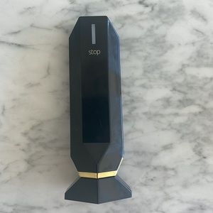 Tripollar stop skin renewal device, face toning and lifting, used 3X